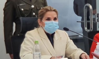 Añez ordena «rescatar con vida» a oficiales de Umopar secuestrados