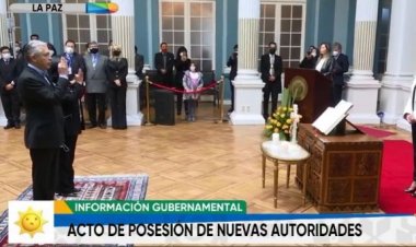 Longaric posesiona a dos nuevos viceministros de su cartera