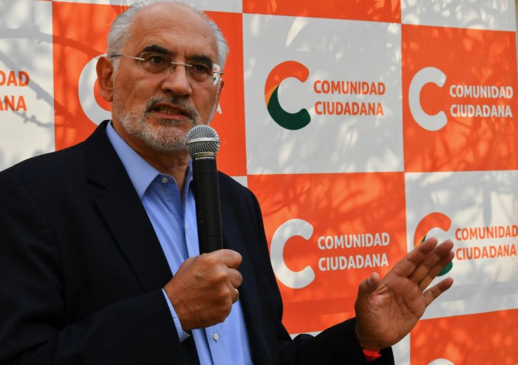 Mesa descarta ir a otro debate y le pide a Camacho esperar el veredicto del 18 de octubre