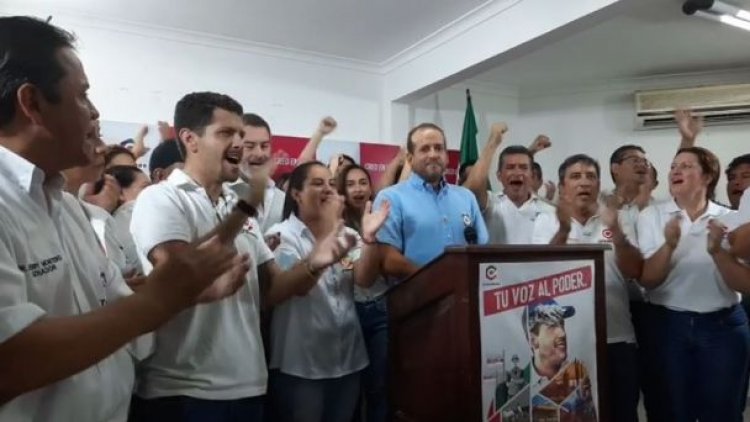 Camacho dice que por primera vez en la historia Santa Cruz tendrá bancada