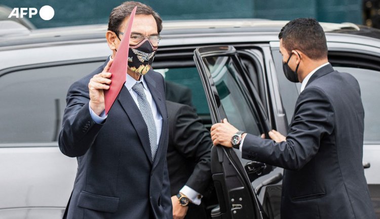 Vizcarra dice que deja la presidencia de Perú ‘con la frente en alto’