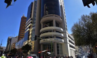 El Gobierno ajustará estructura del sector público y eliminará algunas entidades