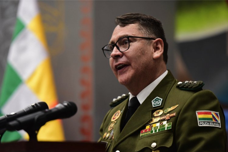 Ante un presunto descontento en la tropa, Aguilera recuerda que la Policía no delibera