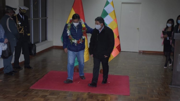 El presidente Luis Arce retorna y retoma el mando; dice estar mejor que nunca