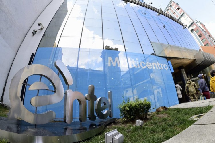 El Gobierno ordena a Entel dar más dinero para la Renta Dignidad
