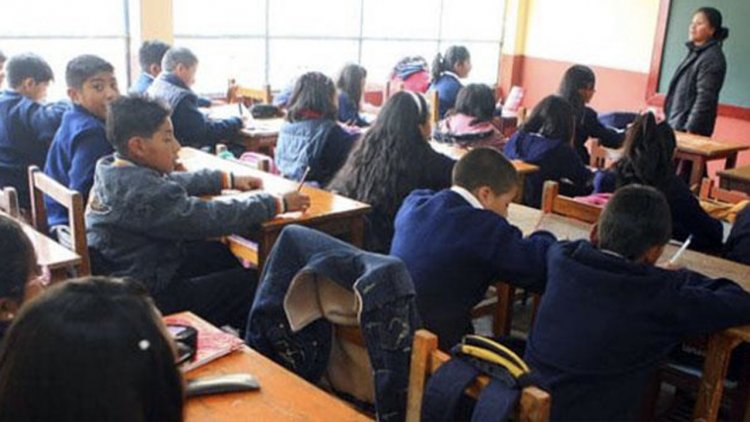 Maestros piden al Gobierno asumir gastos si se decide por las clases semipresenciales