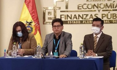 Choferes vuelven a romper diálogo con el Gobierno y ratifican paro
