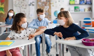 La Alcaldía de Tarija coordina inicio de clases y entrega del bono por canasta estudiantil