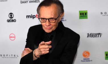 Muere el famoso periodista de EEUU Larry King a los 87 años