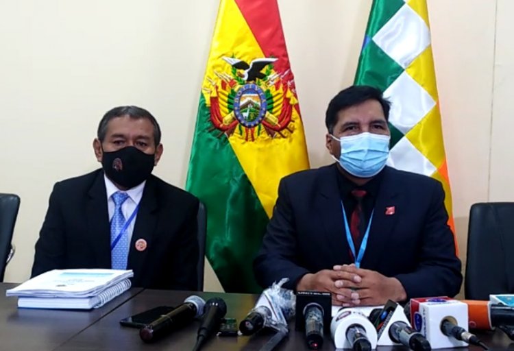 Educación recalca que las clases serán a distancia y apoyadas con radio y televisión