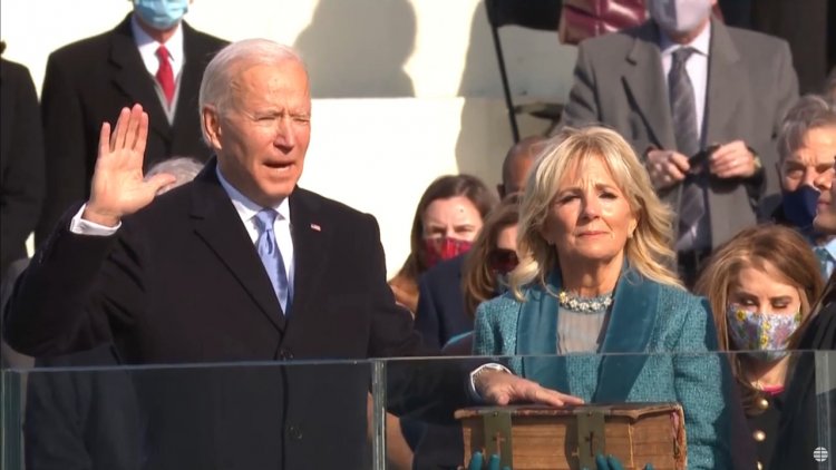 Jura Joe Biden, el presidente 46 de Estados Unidos