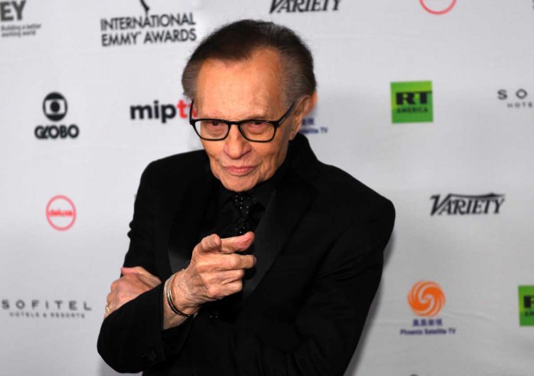 Muere el famoso periodista de EEUU Larry King a los 87 años