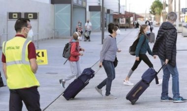 Gobierno amplía restricciones a vuelos desde Europa hasta 15 de marzo