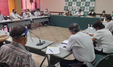 Médicos se reúnen este domingo en Santa Cruz para definir el futuro de sus protestas
