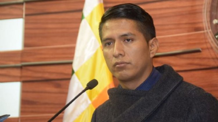 Senado pide a Salud y ministros convocar a los médicos para levantar el paro