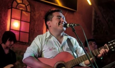 Muere una de las voces de Ay Juna, Fidel Ayaviri, no logro vencer al Covid-19