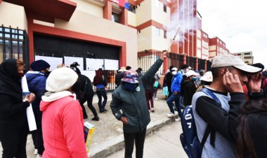 Aprehenden a un cuarto dirigente, padres y estudiantes de la UPEA protestan exigiendo justicia