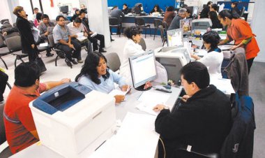 Servicio social y no tener deudas con el Estado, nuevos requisitos para el funcionario público de carrera