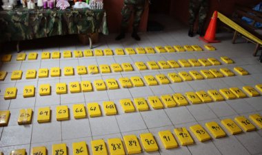 Aprehenden a cinco policías por desvío de droga incautada