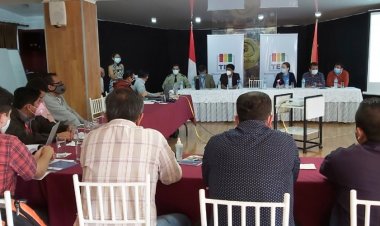 El TED Tarija comparte información y atiende consultas de las dos organizaciones políticas que participan en la segunda vuelta electoral