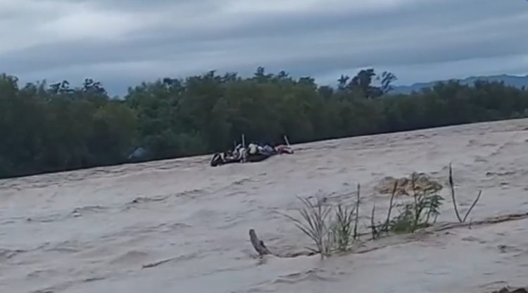 Pánico y luto dejan las aguas del Rio Bermejo en la frontera entre Bolivia y Argentina