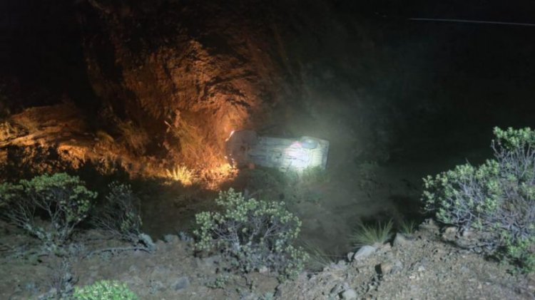 Vehículo de la alcaldía de Incahuasi - Chuquisaca se embarrancó 60 metros