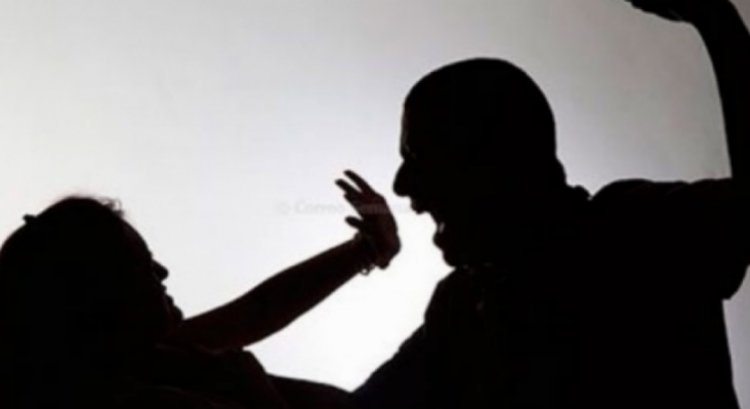 Piden destitución del fiscal que dejó libre a un hombre acusado de degollar a su expareja