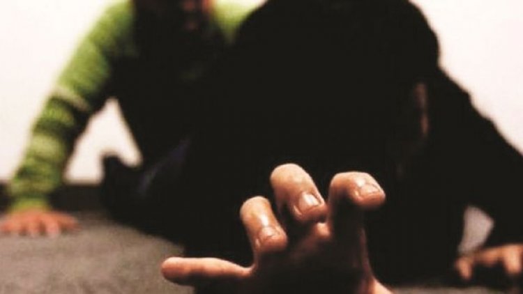 Mujer sobrevive a 17 apuñaladas de su pareja en El Alto