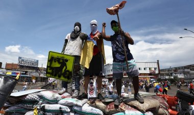 Marchas contra Gobierno colombiano dejan al menos 24 muertos en una semana, dice Defensoría