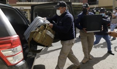 Hallan armas en casa de Murillo en Tiquipaya y ‘relación bancaria’ con Méndez