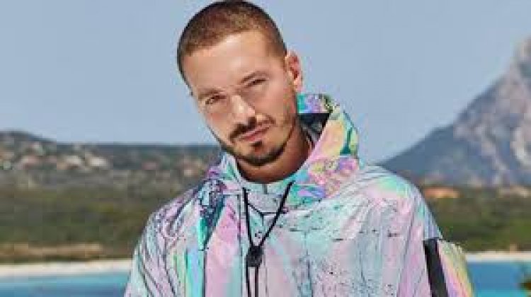 J Balvin denuncia que "en Colombia hay ahora una guerra civil"
