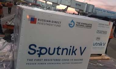 El Gobierno abre la posibilidad de completar con otras vacunas las segundas dosis de Sputnik V