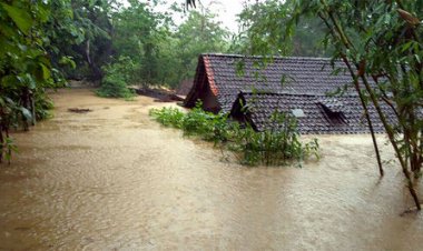 Cerca de 40 muertos y 150 desaparecidos en inundaciones en Afganistán