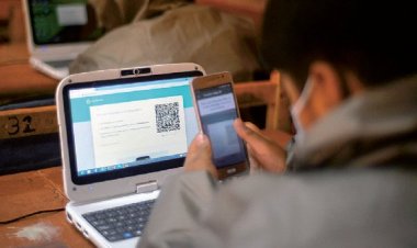 Docente que maltrató a alumnos se disculpa, pero pide a Facebook la lista de los que la insultaron