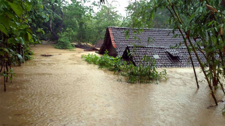 Cerca de 40 muertos y 150 desaparecidos en inundaciones en Afganistán