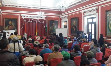 Entregaron cheques del PROSOL a 43 comunidades de Tarija