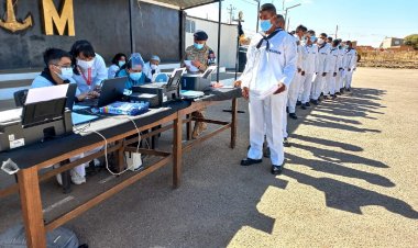 Marineros de policía militar naval N° 2 CARCAJE, son vacunados contra el Covid-19