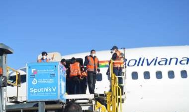 Gobierno rescinde contrato de compra de vacunas Sputnik V y AstraZeneca