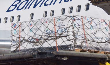 Llegan a Bolivia 370.000 segundas dosis de la vacuna rusa Sputnik V