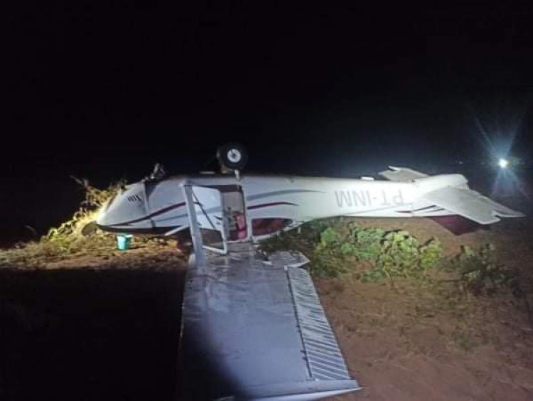 Disparan a avioneta salida de Bolivia que invadió espacio aéreo de Brasil y tenía 296 kg de cocaína