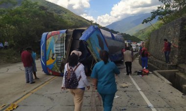 Accidente de tránsito en los Yungas deja seis fallecidos y 37 heridos