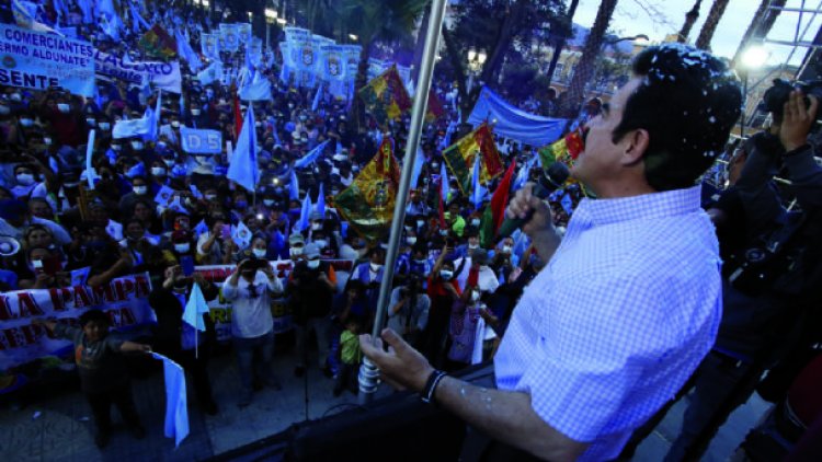 Día clave para Reyes Villa, el Gobierno está en la capital