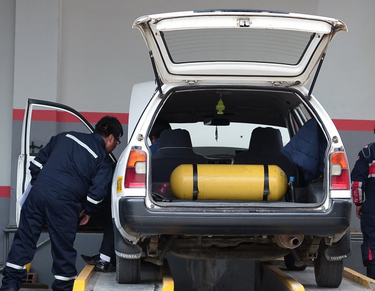 Propietarios de vehículos a GNV podrán recalificar y cambiar equipos, con el fondo rotatorio.