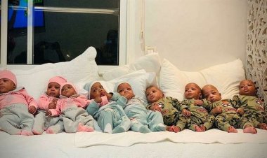 Los bebés nonillizos malienses cumplen seis meses y esperan volver a casa