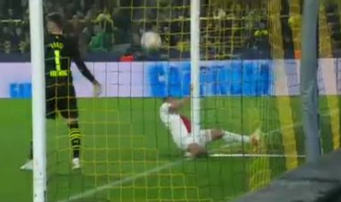 Una figura del Ajax apareció con un yeso en su pene y la imagen se volvió tendencia: los motivos