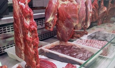 CARNICEROS DECIDEN MANTENER PRECIO DE LA CARNE TRAS REUNIÓN CON EL GOBIERNO