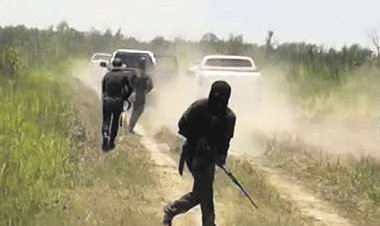 Caso Las Londras: Comunarios reciben a balazos a fiscales y policías y secuestran al jefe policial de San Julián