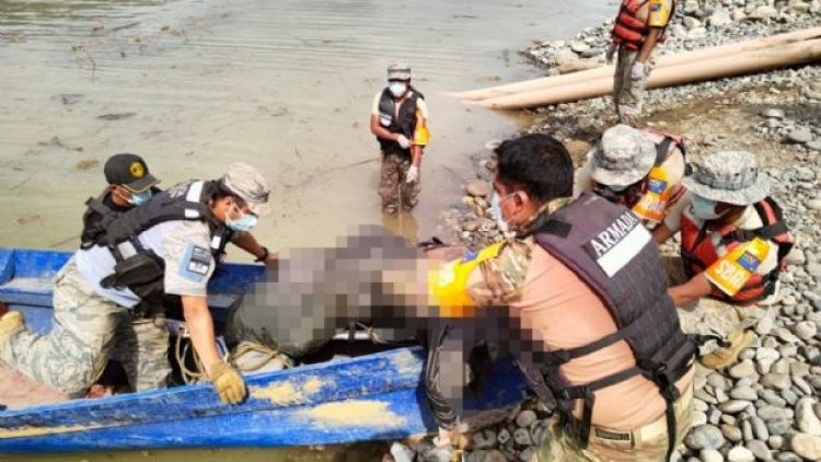 Armada rescata el cuerpo de uno de los desaparecidos por la riada en Mapiri