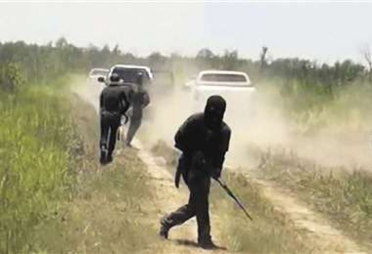 Caso Las Londras: Comunarios reciben a balazos a fiscales y policías y secuestran al jefe policial de San Julián