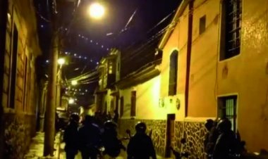 Un centenar de policías irrumpen en Comcipo y van tras dirigentes cívicos